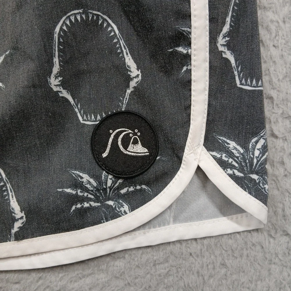 Quiksilver‎ Board Shorts Mens 36 Grey Shark Jaw Palm Print Swim Trunks Surf